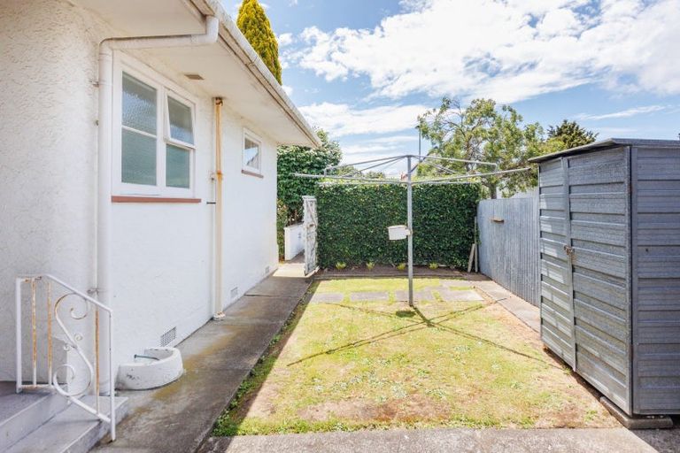 Photo of property in 1 Kiwi Court, Roslyn, Palmerston North, 4414