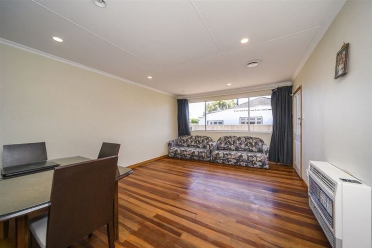 Photo of property in 138b Heretaunga Street, Palmerston North, 4414