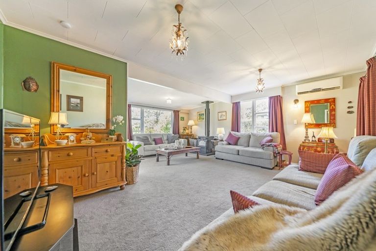 Photo of property in 70 Maymorn Road, Te Marua, Upper Hutt, 5018