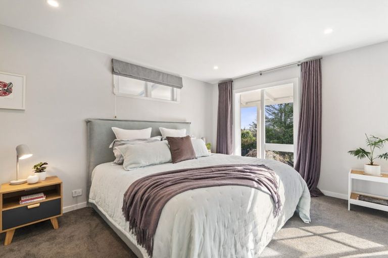 Photo of property in 64 Park Hill Road, Birkenhead, Auckland, 0626