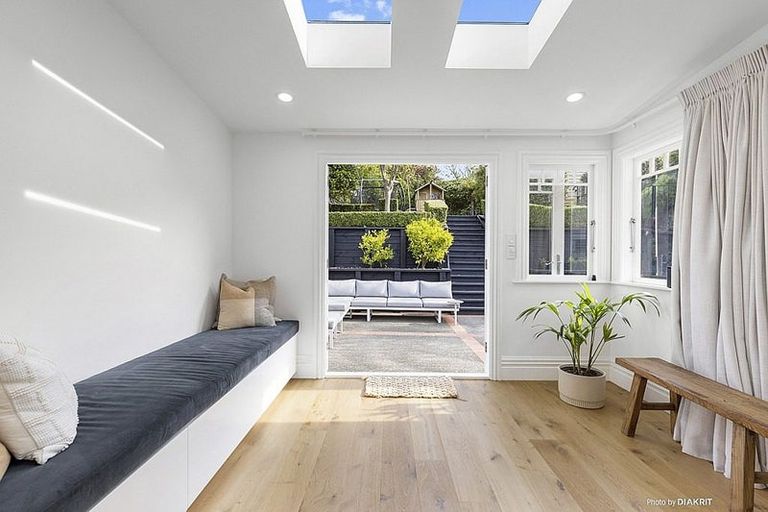 Photo of property in 85 Nottingham Street, Karori, Wellington, 6012