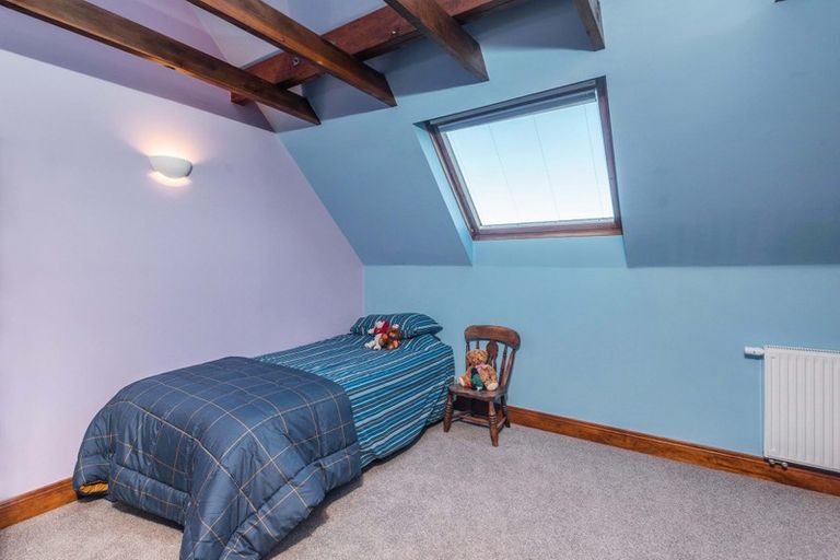 Photo of property in 81 Clifford Road, Johnsonville, Wellington, 6037