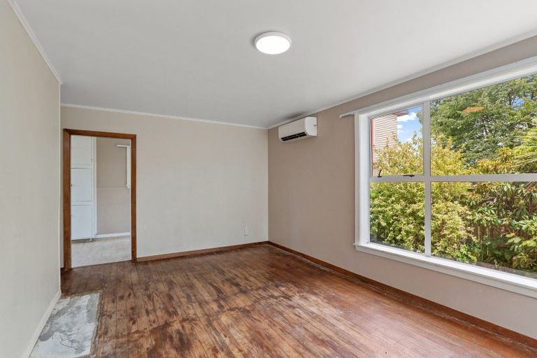 Photo of property in 7 Hooker Avenue, Bryndwr, Christchurch, 8053