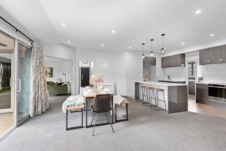 Photo of property in 15 Caledonia Drive, Mosgiel, 9024