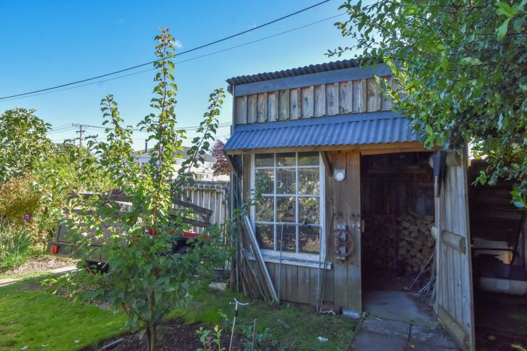 Photo of property in 94 Pembroke Street, Carterton, 5713