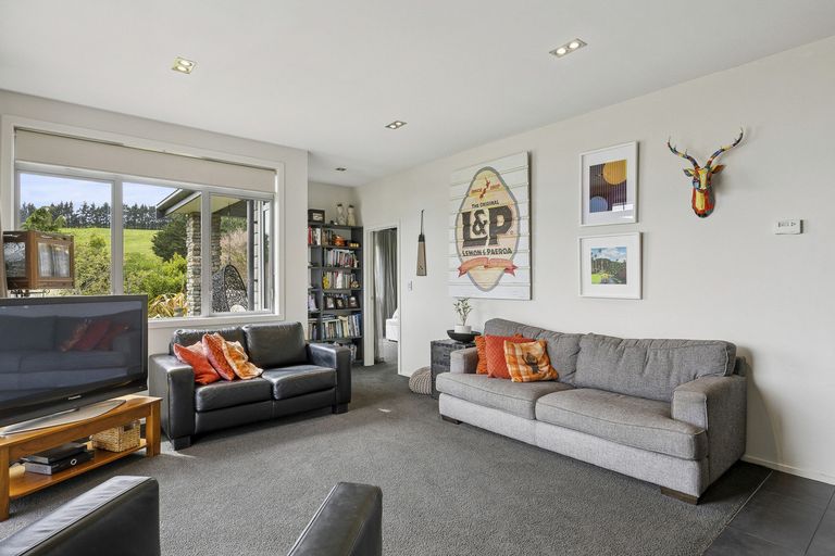 Photo of property in 349 Highcliff Road, Highcliff, Dunedin, 9013