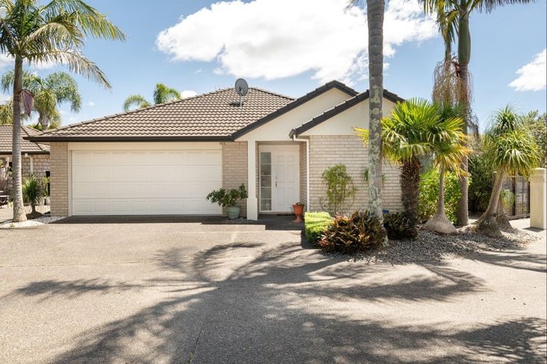 Photo of property in 43 Matene Place, Papamoa Beach, Papamoa, 3118