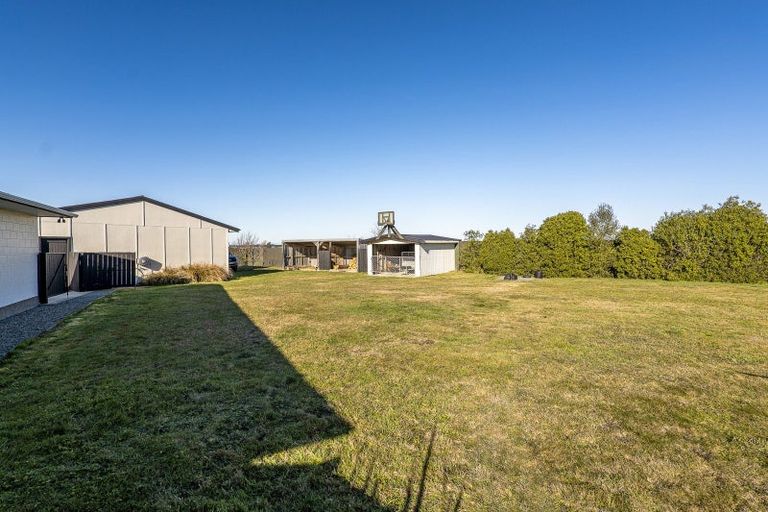 Photo of property in 211 Waikuku Beach Road, Waikuku, Rangiora, 7473
