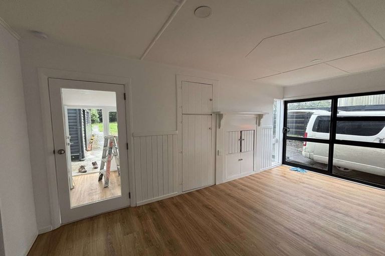 Photo of property in 222 Bridge Street, Eltham, 4322