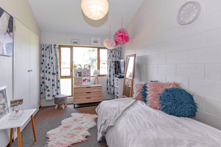 Photo of property in 1 Fleetwood Crescent, Flaxmere, Hastings, 4120