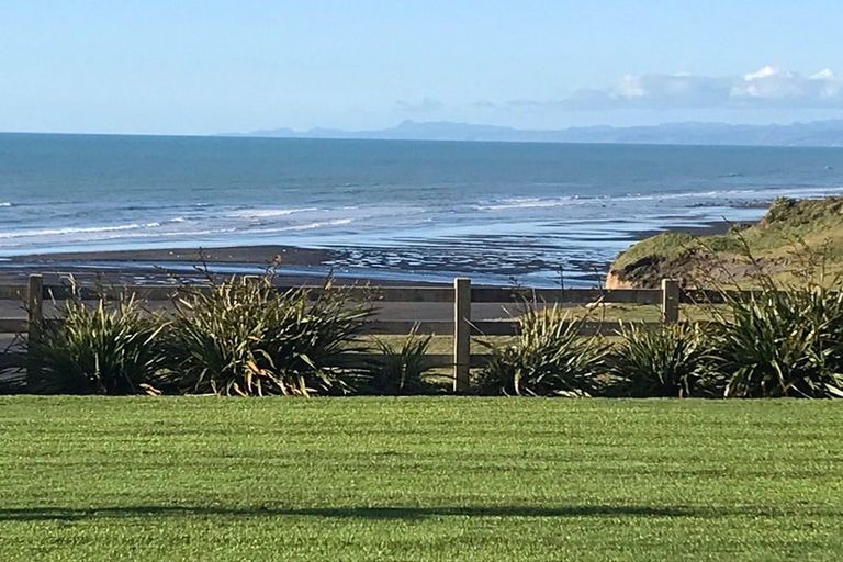 Photo of property in 154 Waitoetoe Road, Mimi, Urenui, 4377