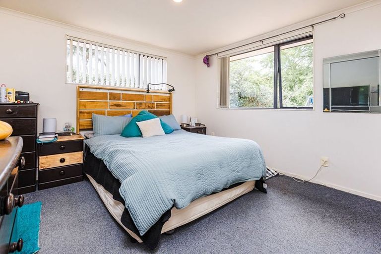 Photo of property in 28 Ranch Place, Pukekohe, 2120