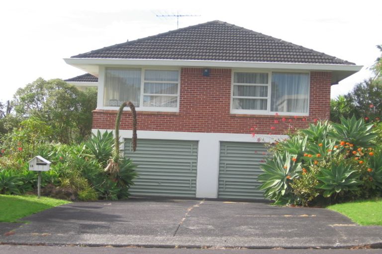 Photo of property in 15 Mcbreen Avenue, Northcote, Auckland, 0627