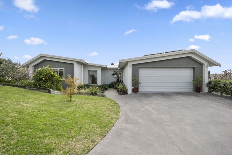 Photo of property in 55 Contour Avenue, Pyes Pa, Tauranga, 3112