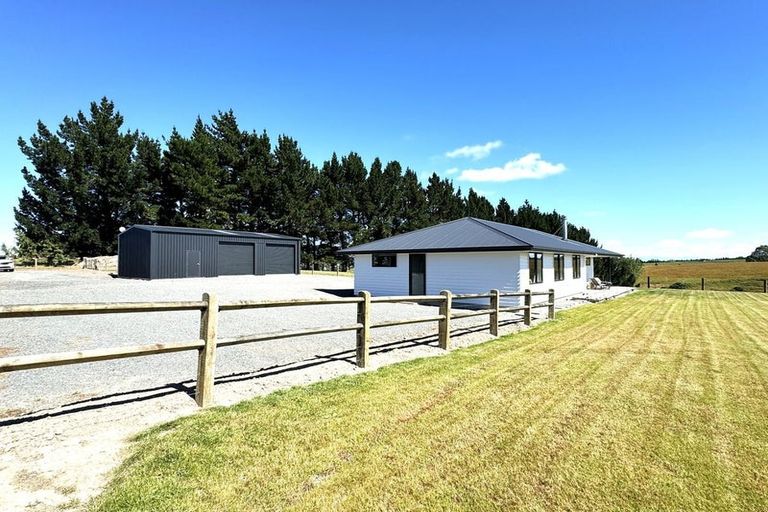 Photo of property in 64 Cameron Road, Hillend, Balclutha, 9272