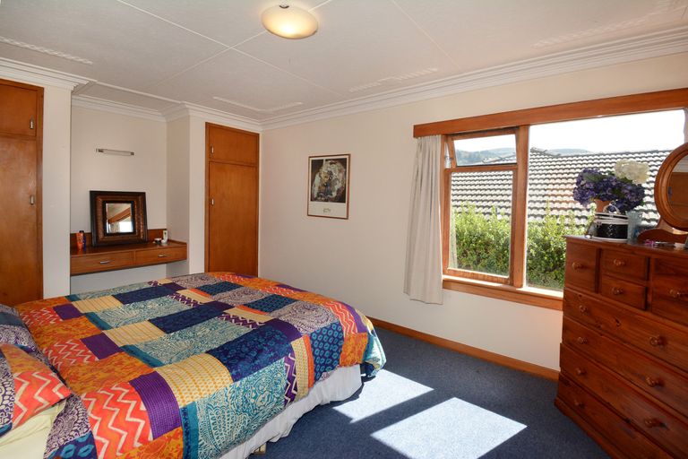 Photo of property in 95 Centennial Avenue, Helensburgh, Dunedin, 9010