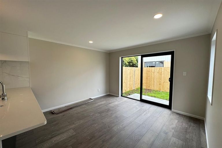 Photo of property in 31 Combat Street, Papakura, 2110