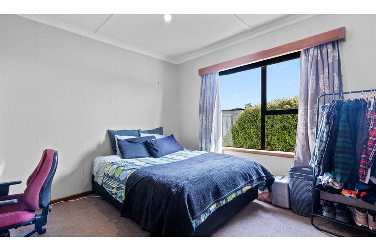 Photo of property in 2 Scott Street, Strathern, Invercargill, 9812