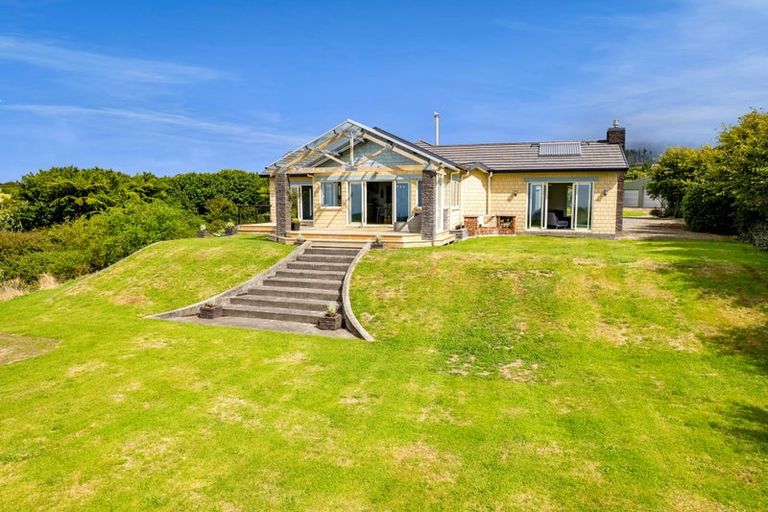 Photo of property in 40 Maunga Heights, Hurworth, New Plymouth, 4371