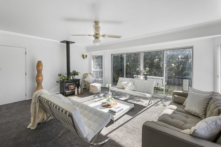 Photo of property in 31 Butterworth Avenue, Opaheke, Papakura, 2113