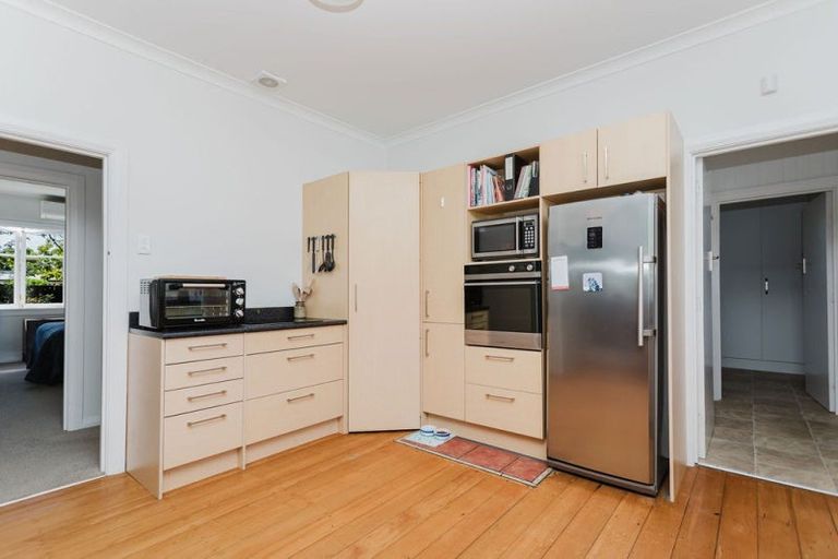 Photo of property in 64 Guy Street, Dannevirke, 4930