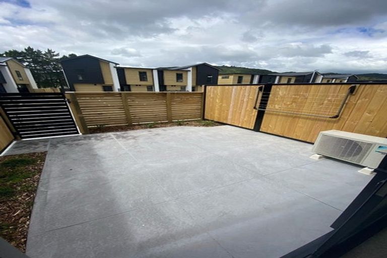 Photo of property in 22 Te Ara O Ralph Olsen, Wainuiomata, Lower Hutt, 5014