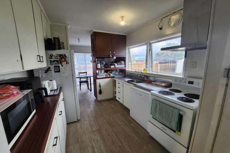 Photo of property in 9 Addington Avenue, Manurewa, Auckland, 2102