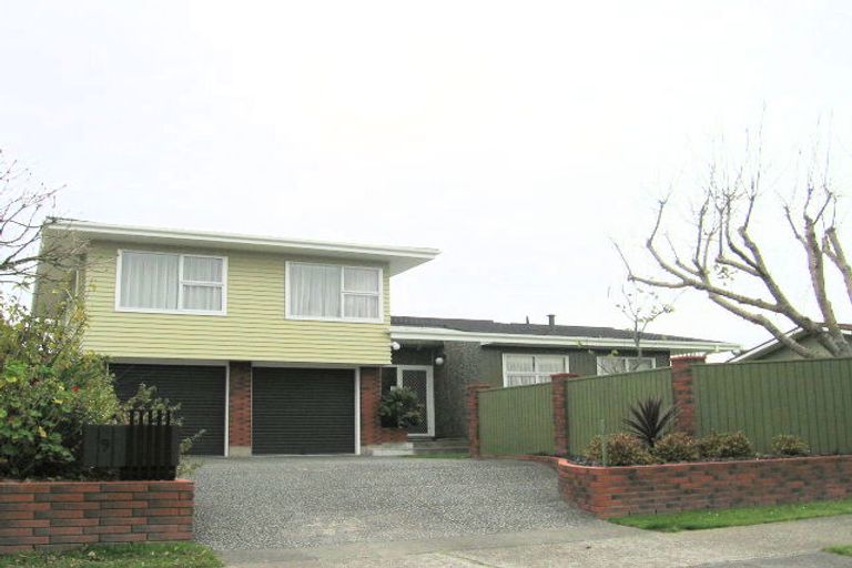 Photo of property in 9 Upham Crescent, Taradale, Napier, 4112