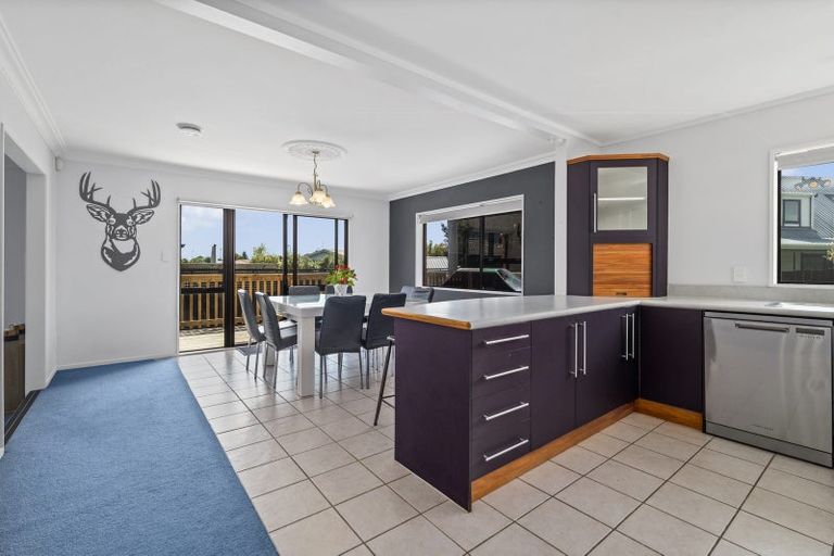 Photo of property in 6 Amun Place, Pomare, Rotorua, 3015