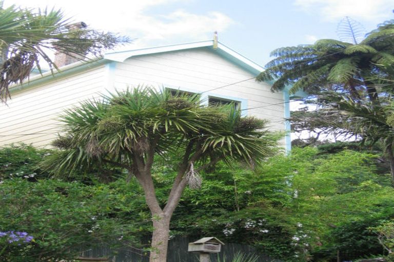 Photo of property in 75 Honiana Te Puni Street, Aro Valley, Wellington, 6021