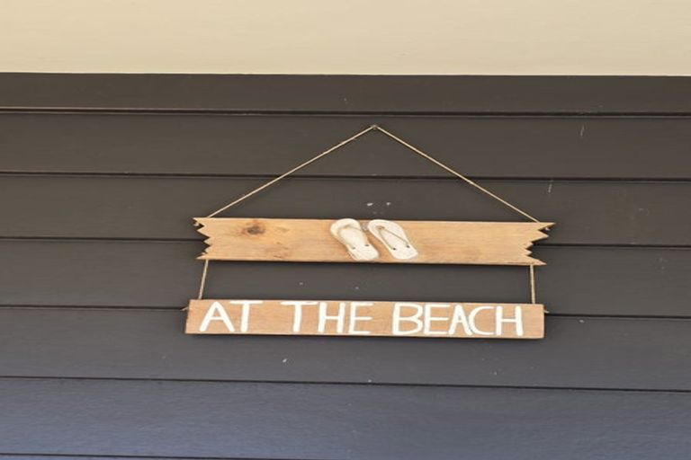Photo of property in 4 Spinifex Street, Papamoa Beach, Papamoa, 3118
