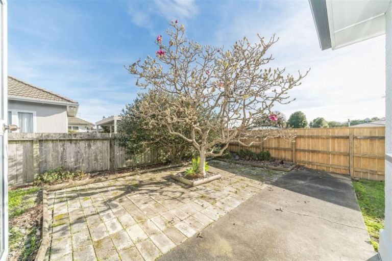 Photo of property in 22 East Street, Terrace End, Palmerston North, 4410