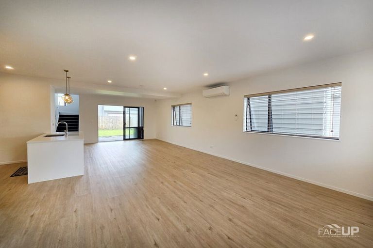 Photo of property in 15 Autumn Blaze Street, Hobsonville, Auckland, 0616