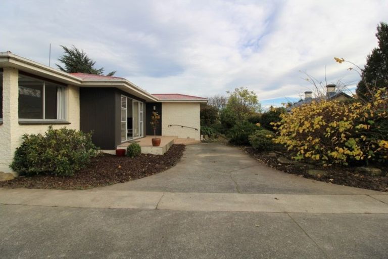 Photo of property in 19 Grange Street, Winton, 9720