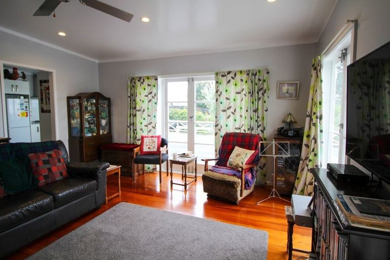 Photo of property in 9-11 Walker Terrace, Te Kopuru, 0391