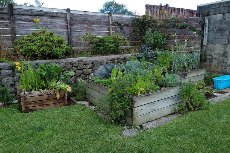 Photo of property in 15 Jade Place, Pukehangi, Rotorua, 3015