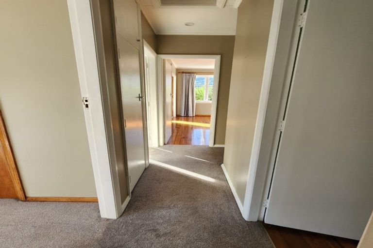 Photo of property in 45 Waikowhai Street, Ngaio, Wellington, 6035