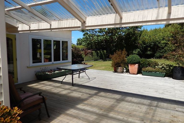 Photo of property in 114 Perth Street, Holmes Hill, Oamaru, 9401