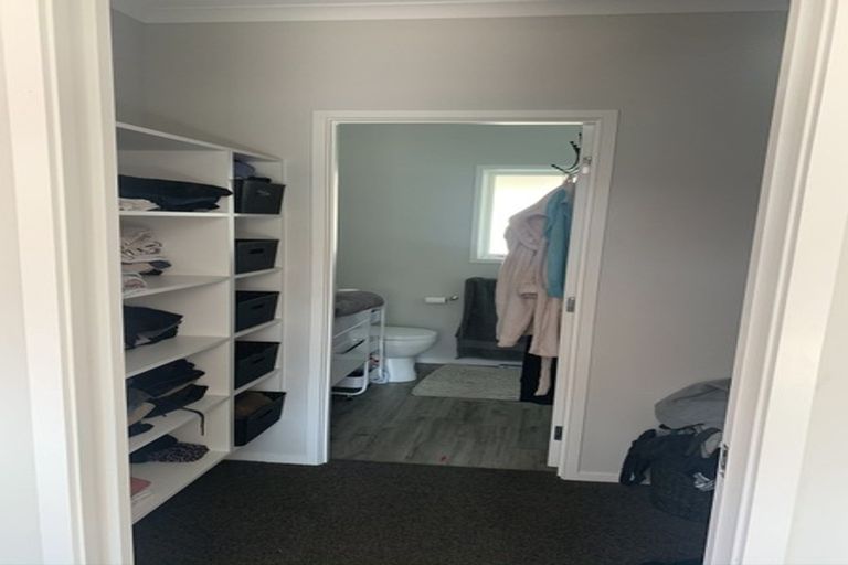 Photo of property in 8 Ngarue Place, Waitara, 4320