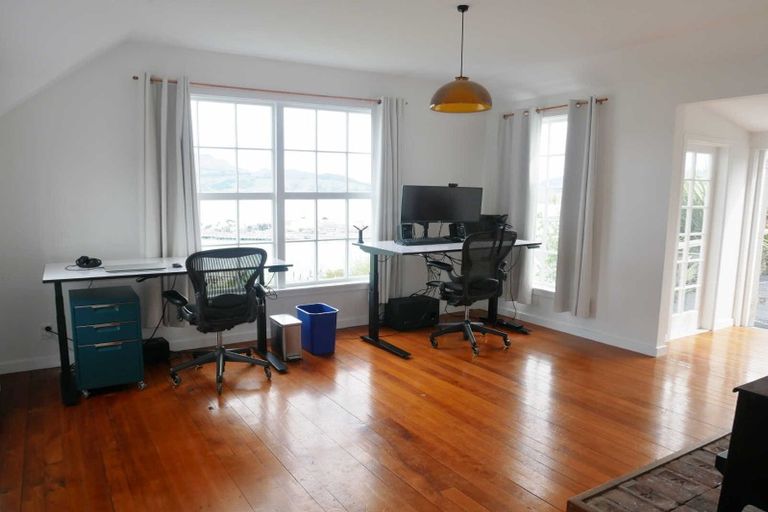 Photo of property in 7 Ticehurst Road, Lyttelton, 8082