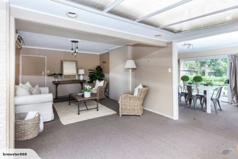 Photo of property in 15 Hounslow Street, Ilam, Christchurch, 8041