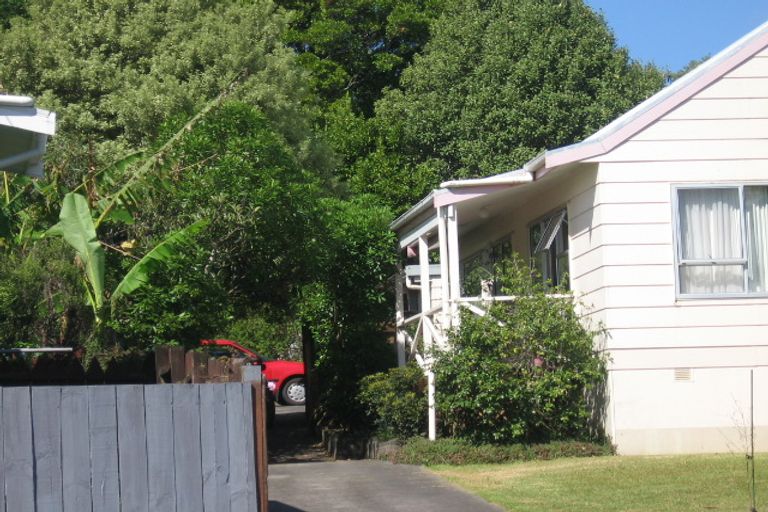 Photo of property in 1/168 Hutchinson Avenue, New Lynn, Auckland, 0600
