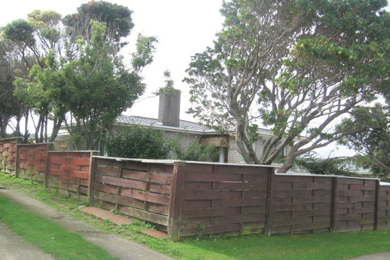 Photo of property in 438 Warspite Avenue, Ascot Park, Porirua, 5024