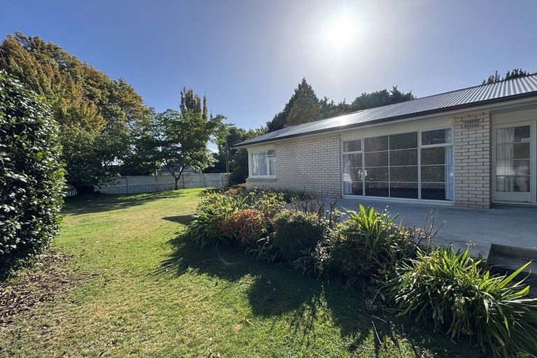 Photo of property in 3 Rochford Place, Bryndwr, Christchurch, 8052