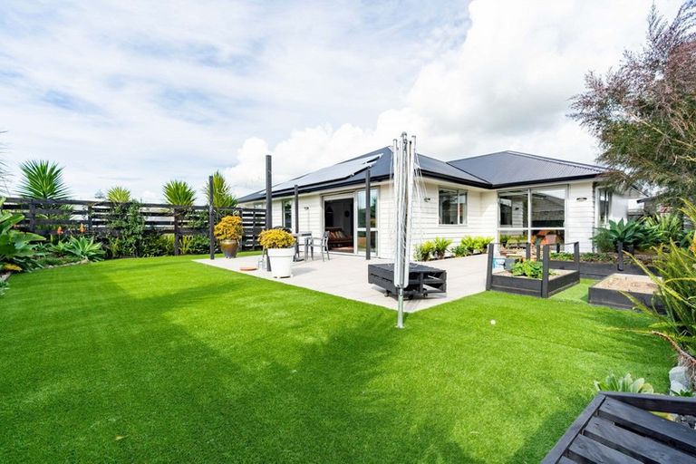 Photo of property in 14 Riverglen Road, Waipu, 0510