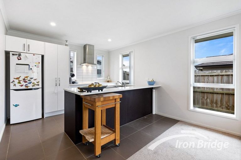Photo of property in 8 Aviation Street, Takanini, 2112