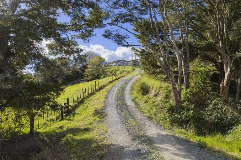 Photo of property in 1782 State Highway 12, Paparoa, 0571