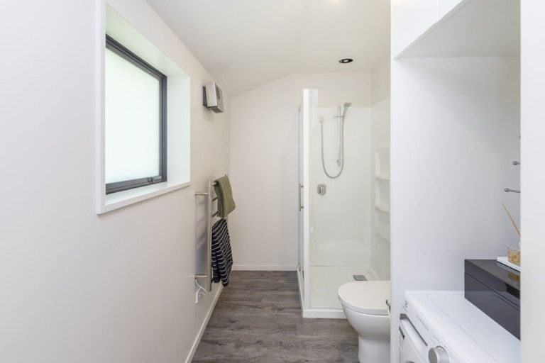 Photo of property in 80h Shakespeare Road, Waltham, Christchurch, 8023