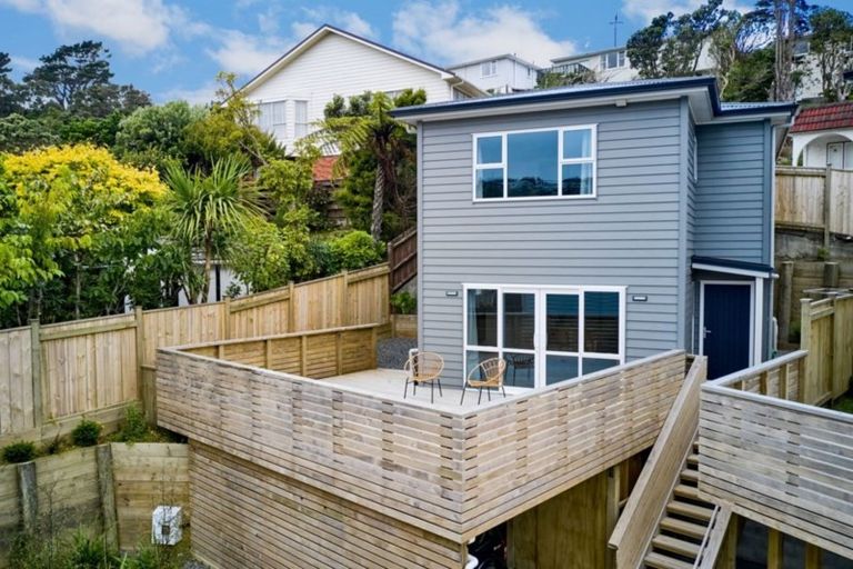 Photo of property in 7/20 Glanmire Road, Newlands, Wellington, 6037