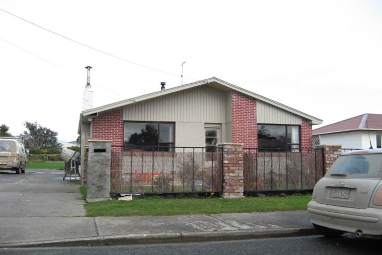 Photo of property in 15 Holloway Street, Waikiwi, Invercargill, 9810